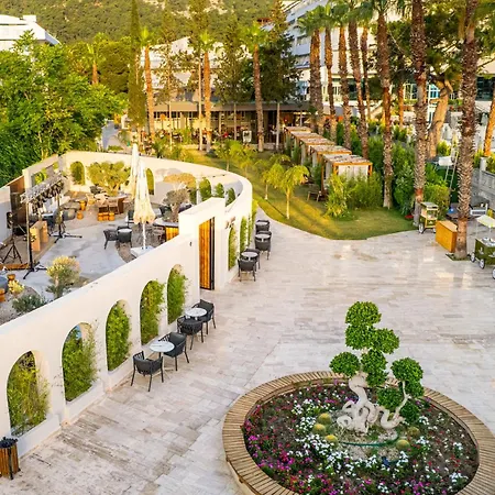 Romantiskt hotell Rose Garden Premium *